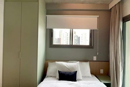 Apartamento à venda com 24m², 1 quarto e sem vagaQuarto com cama simples, com vista para a cidade, com janela grande e iluminação boa.