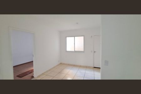 Sala de apartamento para alugar com 2 quartos, 43m² em Jardim Heitor Rigon, Ribeirão Preto