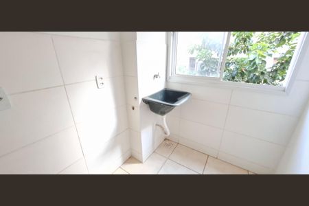 Apartamento para alugar com 43m², 2 quartos e 1 vaga Apartamento para alugar com 43m², 2 quartos e 1 vagaCozinha e Área de Serviço