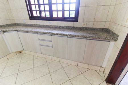 Casa para alugar com 322m², 5 quartos e 8 vagasCozinha