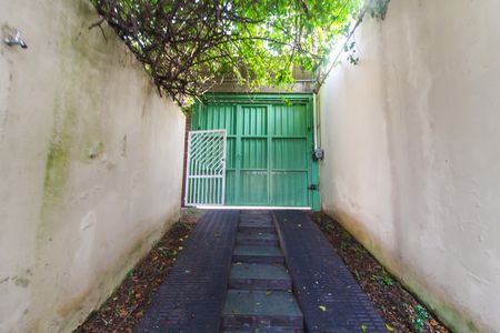 Casa para alugar com 322m², 5 quartos e 8 vagasQuintal