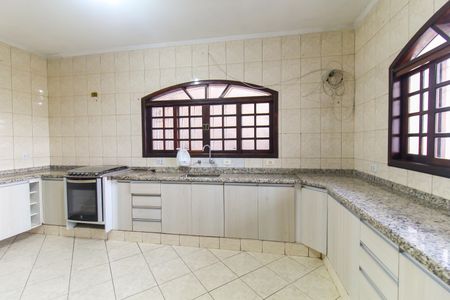 Casa para alugar com 322m², 5 quartos e 8 vagasCozinha