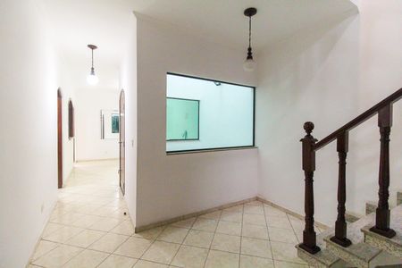 Casa para alugar com 322m², 5 quartos e 8 vagasHall