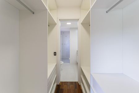 Apartamento para alugar com 85m², 2 quartos e 1 vagaCloset da suíte
