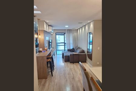 Sala de apartamento para alugar com 2 quartos, 69m² em Barra Olímpica, Rio de Janeiro