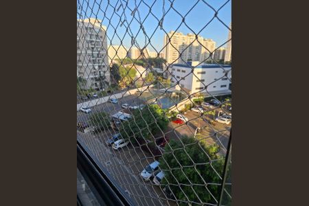 Apartamento para alugar com 69m², 2 quartos e 1 vagaVista da sacada