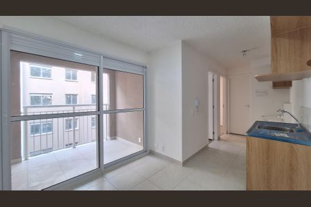 Apartamento para alugar com 34m², 2 quartos e sem vaga Apartamento para alugar com 34m², 2 quartos e sem vagaSala/Cozinha/Área de serviço