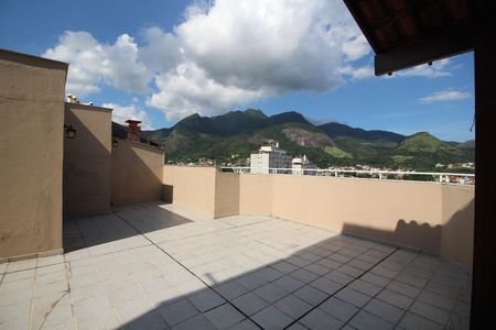 Apartamento à venda com 147m², 3 quartos e 2 vagasCobertura