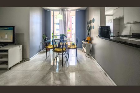 Apartamento à venda com 64m², 2 quartos e 1 vagaSala