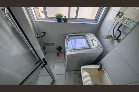 Apartamento à venda com 64m², 2 quartos e 1 vagaCozinha e Área de Serviço