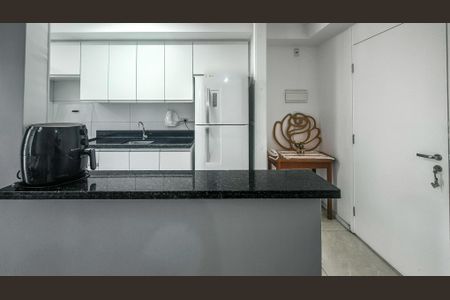 Apartamento à venda com 64m², 2 quartos e 1 vagaCozinha e Área de Serviço