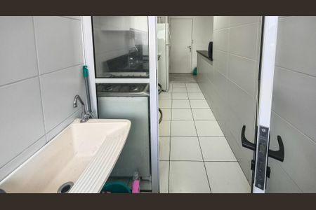 Apartamento à venda com 64m², 2 quartos e 1 vagaCozinha e Área de Serviço
