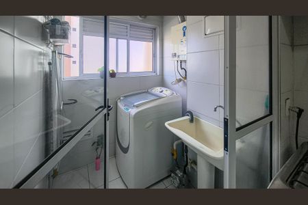 Apartamento à venda com 64m², 2 quartos e 1 vagaCozinha e Área de Serviço