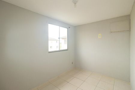 Quarto 1 de apartamento para alugar com 2 quartos, 85m² em Santa Cruz, Rio de Janeiro