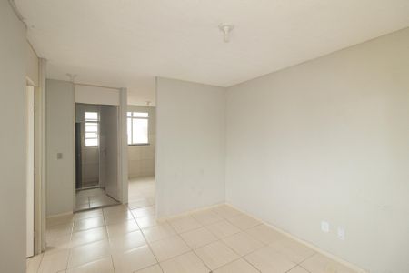 Sala de apartamento para alugar com 2 quartos, 85m² em Santa Cruz, Rio de Janeiro