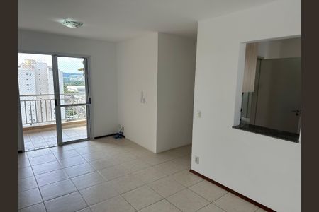 Sala de apartamento à venda com 3 quartos, 74m² em Mansões Santo Antônio, Campinas