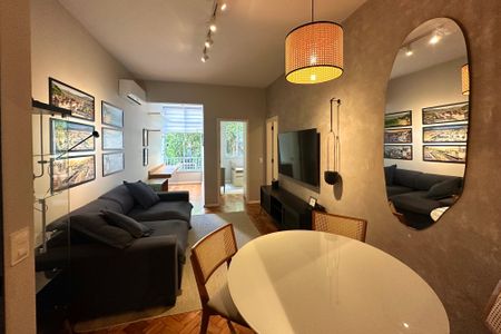 Apartamento para alugar com 2 quartos, 70m² em Copacabana, Rio de Janeiro