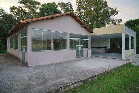 Casa de condomínio para alugar com 250m², 2 quartos e 3 vagasÁrea comum - Salão de festas