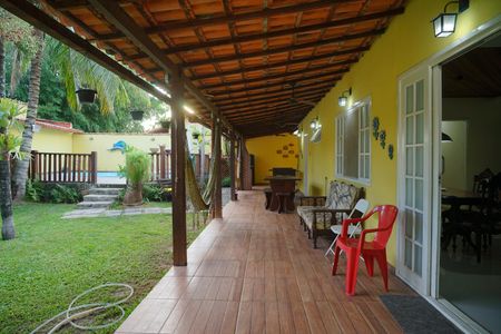 Casa de condomínio para alugar com 250m², 2 quartos e 3 vagasVaranda