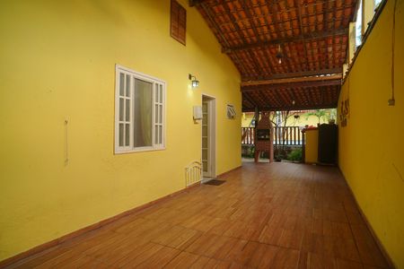 Casa de condomínio para alugar com 250m², 2 quartos e 3 vagasGaragem