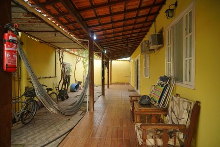 Casa de condomínio para alugar com 250m², 2 quartos e 3 vagasVaranda da Sala