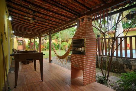 Casa de condomínio para alugar com 250m², 2 quartos e 3 vagasChurrasqueira