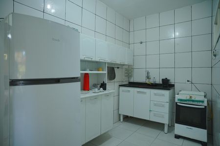 Casa de condomínio para alugar com 250m², 2 quartos e 3 vagasCozinha