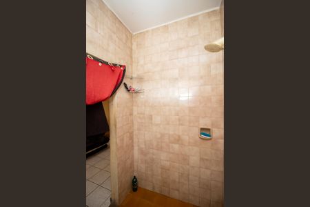 Casa para alugar com 360m², 4 quartos e 6 vagas Casa para alugar com 360m², 4 quartos e 6 vagasBanheiro da Suíte