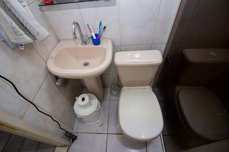 Casa para alugar com 360m², 4 quartos e 6 vagas Casa para alugar com 360m², 4 quartos e 6 vagasBanheiro Social