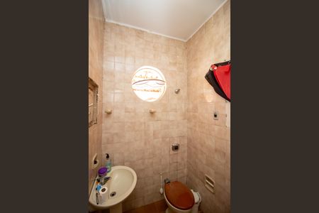 Banheiro da Suíte de casa à venda com 4 quartos, 360m² em Industrial, Contagem