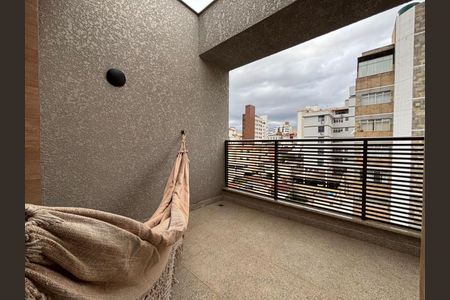 Apartamento à venda com 125m², 2 quartos e 3 vagasSacada