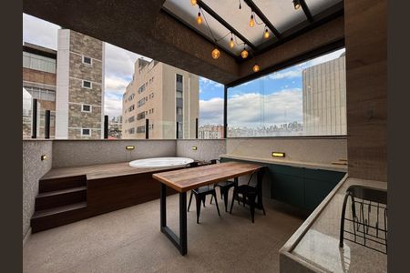 Apartamento à venda com 125m², 2 quartos e 3 vagasSacada