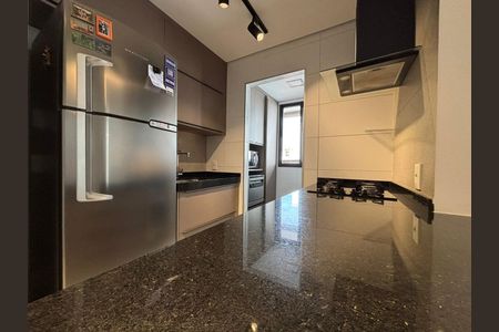 Cozinha de apartamento à venda com 2 quartos, 125m² em Alto Barroca, Belo Horizonte