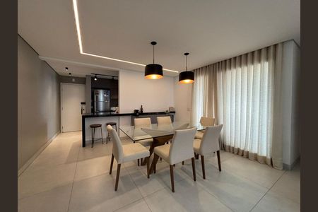 Sala de apartamento à venda com 2 quartos, 125m² em Alto Barroca, Belo Horizonte