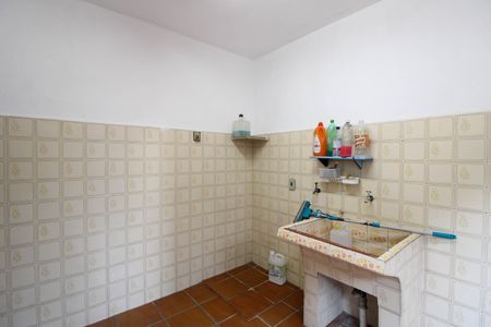 Casa à venda com 136m², 5 quartos e 2 vagasÁrea de Serviço