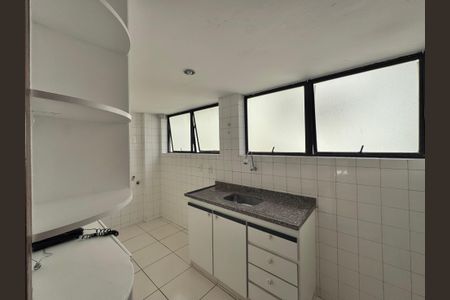 Apartamento à venda com 73m², 1 quarto e 1 vaga Apartamento à venda com 73m², 1 quarto e 1 vagaCozinha e Área de Serviço