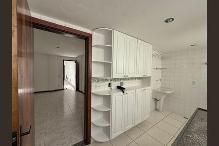 Apartamento à venda com 73m², 1 quarto e 1 vaga Apartamento à venda com 73m², 1 quarto e 1 vagaCozinha e Área de Serviço