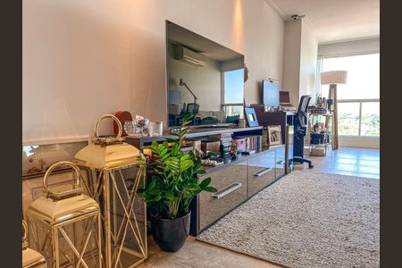 Apartamento à venda com 72m², 1 quarto e 2 vagas Apartamento à venda com 72m², 1 quarto e 2 vagasSala