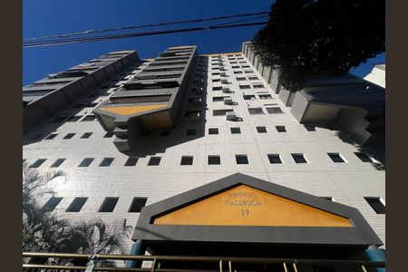 Apartamento para alugar com 107m², 3 quartos e 2 vagasFachada