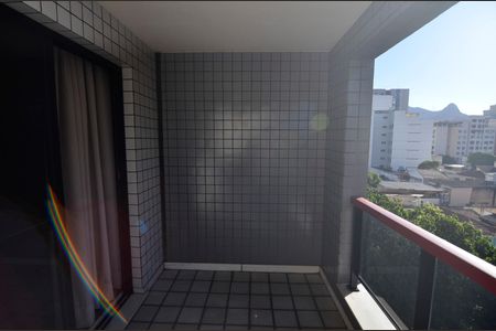 Apartamento para alugar com 107m², 3 quartos e 2 vagasSuíte