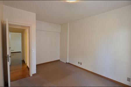 Apartamento para alugar com 107m², 3 quartos e 2 vagasSuíte