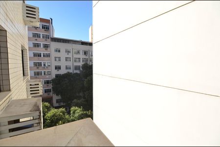 Apartamento para alugar com 107m², 3 quartos e 2 vagasSala