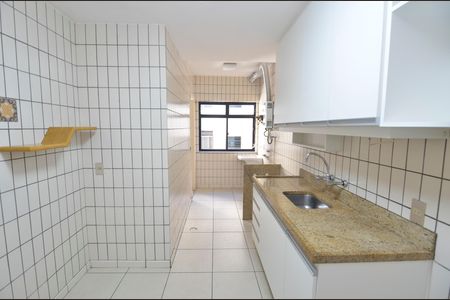 Apartamento para alugar com 107m², 3 quartos e 2 vagasCozinha