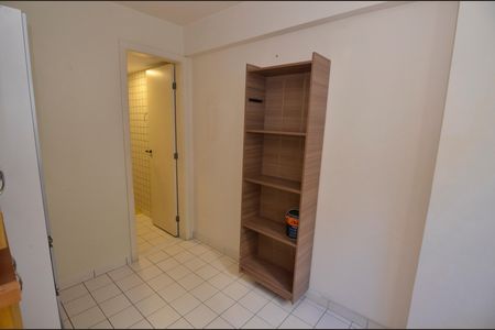 Apartamento para alugar com 107m², 3 quartos e 2 vagasQuarto de Serviço
