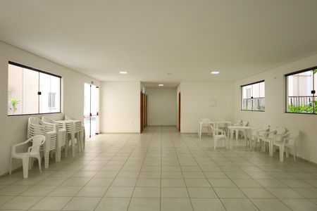 Apartamento à venda com 41m², 2 quartos e sem vagaÁrea comum - Salão de festas