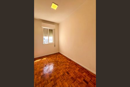 Apartamento à venda com 130m², 3 quartos e sem vagaQuarto de Serviço