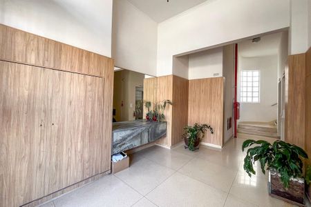 Apartamento à venda com 130m², 3 quartos e sem vagaHall social