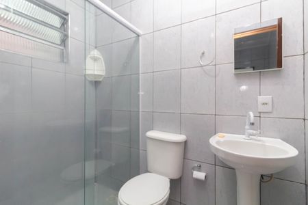 Banheiro de casa para alugar com 1 quarto, 38m² em Jardim Helena, São Paulo