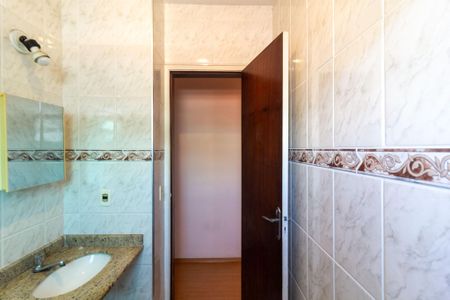 Casa à venda com 133m², 3 quartos e 3 vagasBanheiro Suíte 3