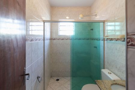 Casa à venda com 133m², 3 quartos e 3 vagasBanheiro Suíte 3